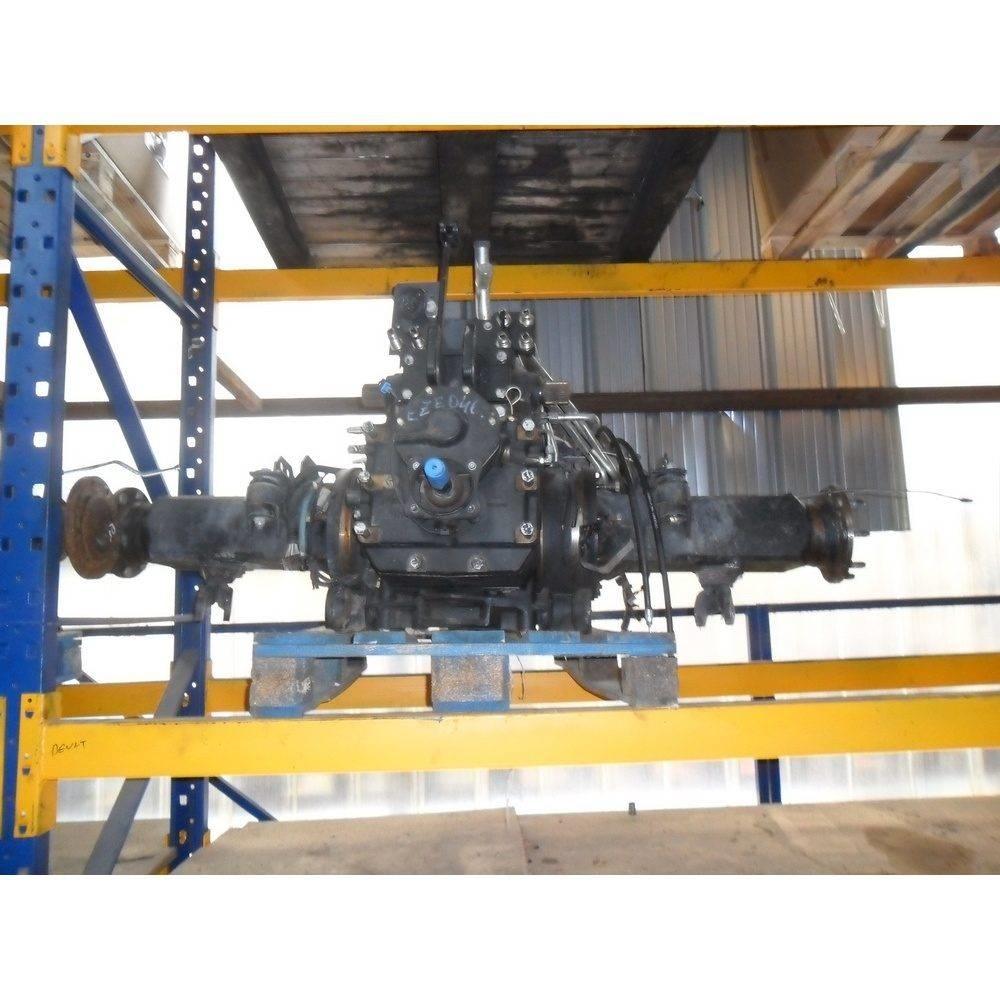 New Holland TS100A Transmission