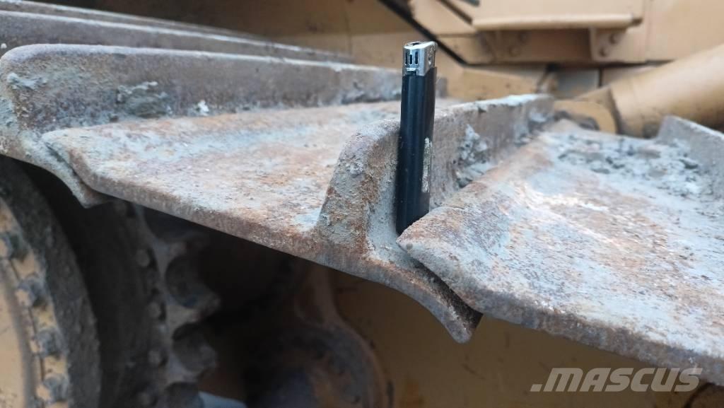 CAT D5H LGP Crawler dozers