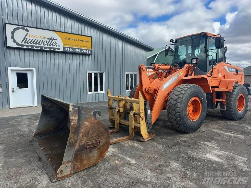 Doosan DL220-5 Wheel loaders