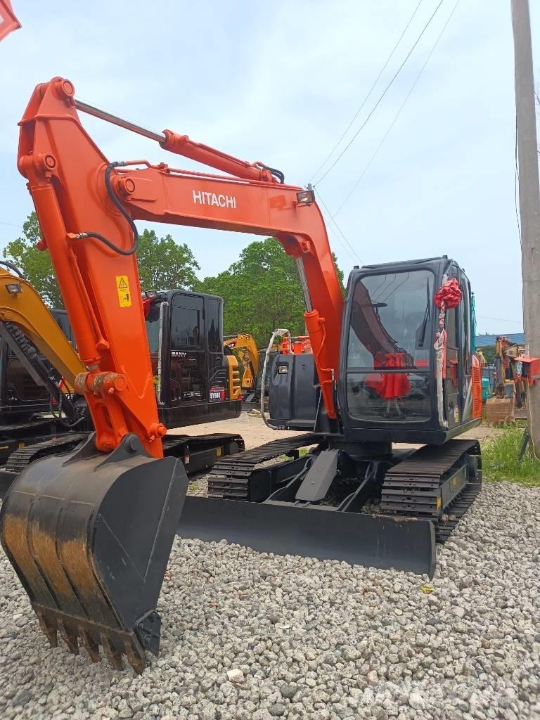 Hitachi ZX 70 Crawler excavators