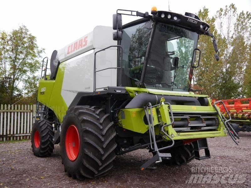 CLAAS TRION 660 Combine harvesters