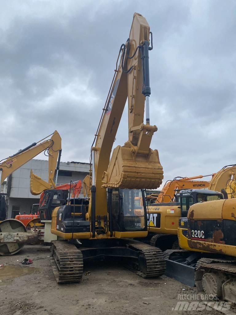 CAT 326 D2L Crawler excavators