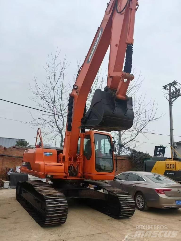 Doosan 225-7 Crawler excavators