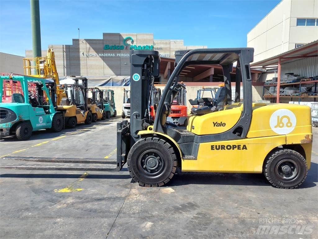 Yale GDP50VX Diesel trucks