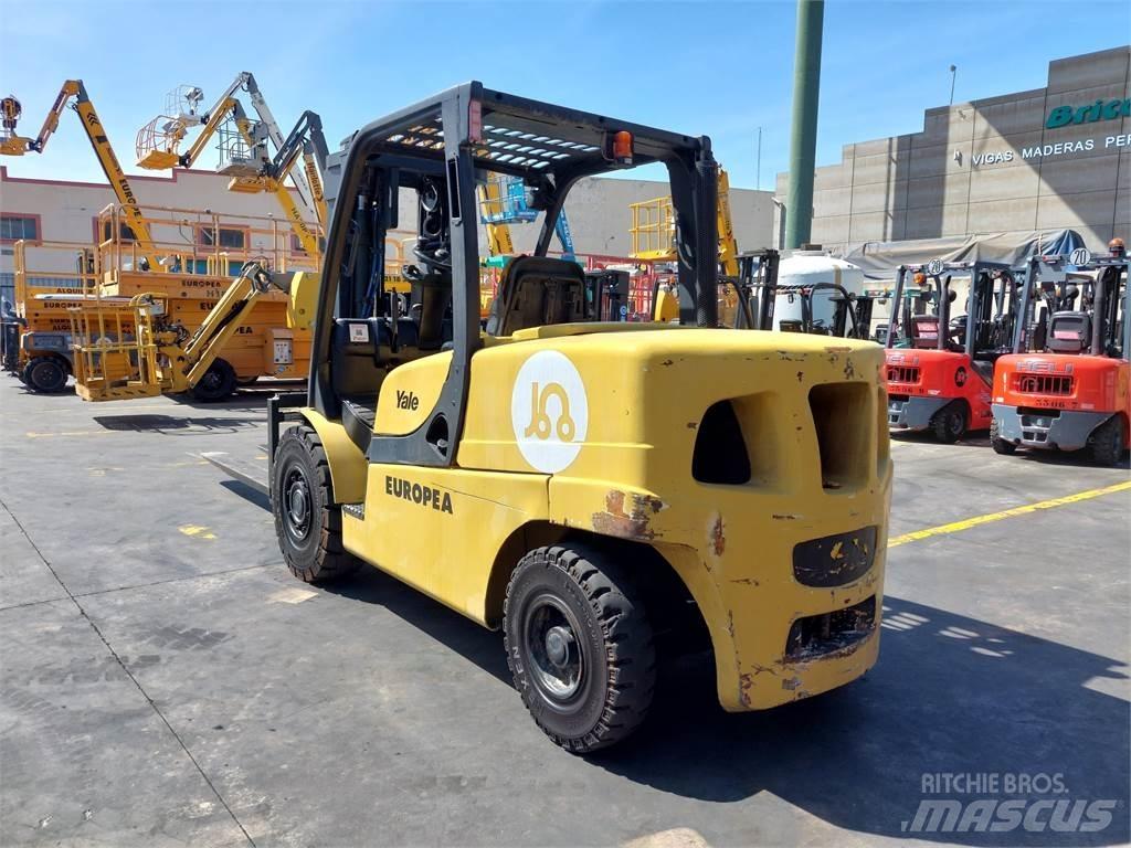 Yale GDP50VX Diesel trucks