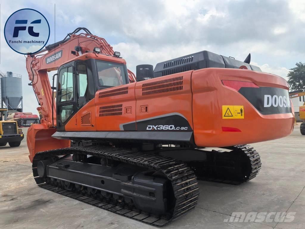 Doosan DX 360 LC Crawler excavators