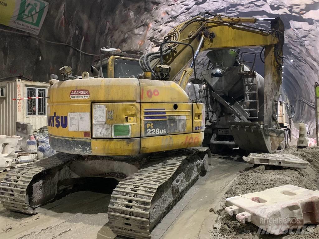 Komatsu PC228US-8 Construction - Others
