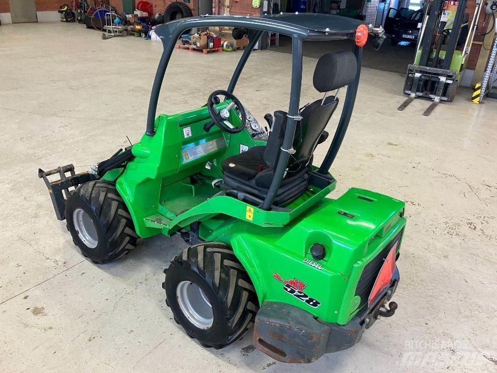 Avant 528 Multi purpose loaders