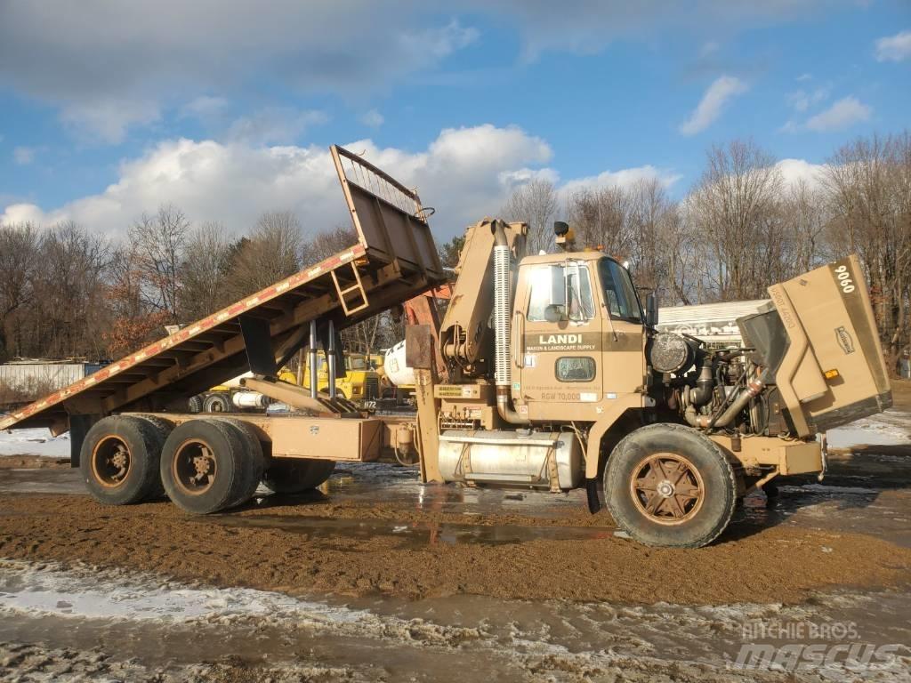 Autocar ACL64B Tipper trucks