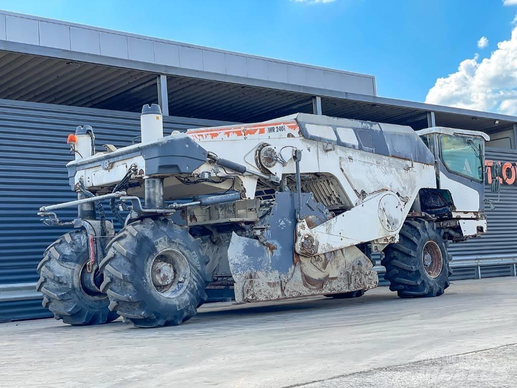Wirtgen WR 240I Asphalt recyclers