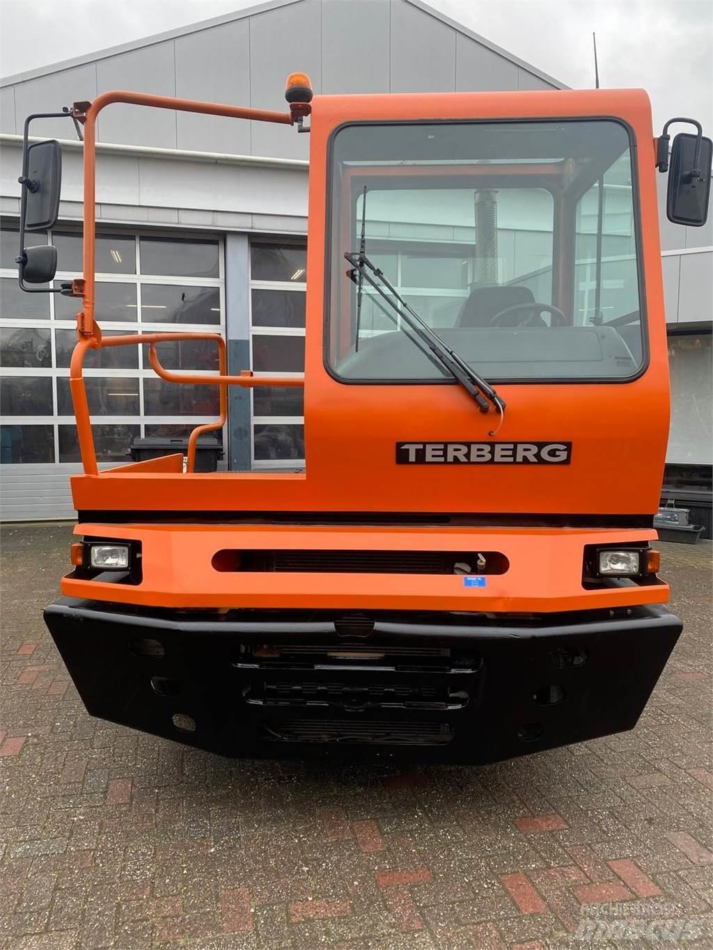 Terberg YT182 Terminal tractors