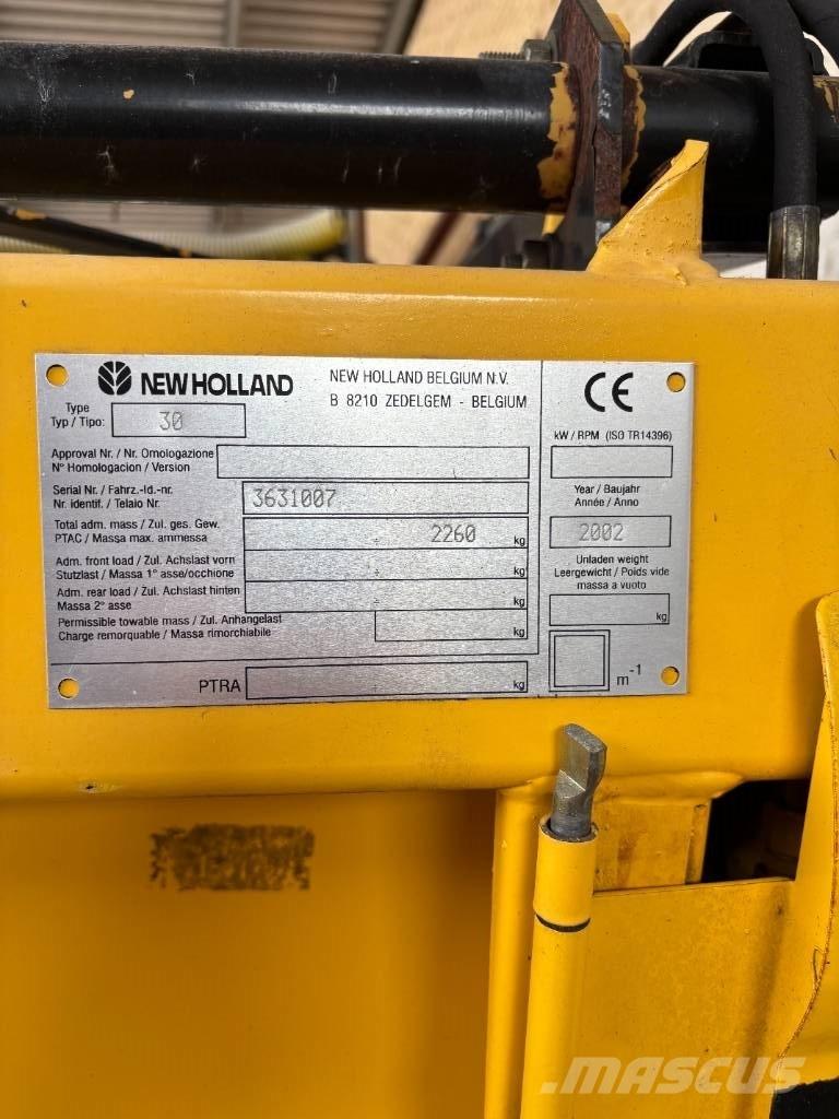 New Holland CX 860 Combine harvesters