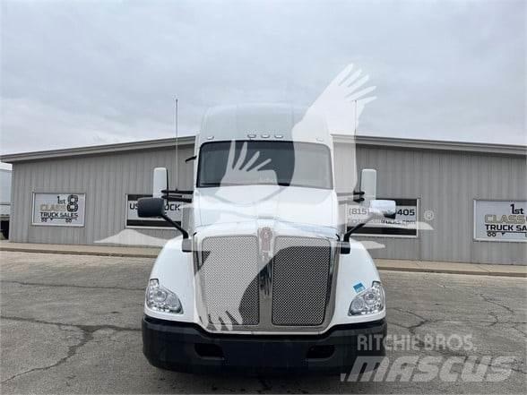 Kenworth T680 Tractor Units