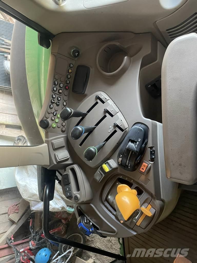 John Deere 6110M Tractors