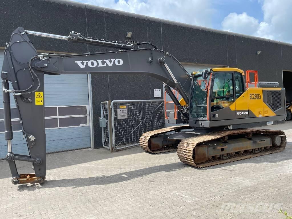 Volvo EC250E Crawler excavators