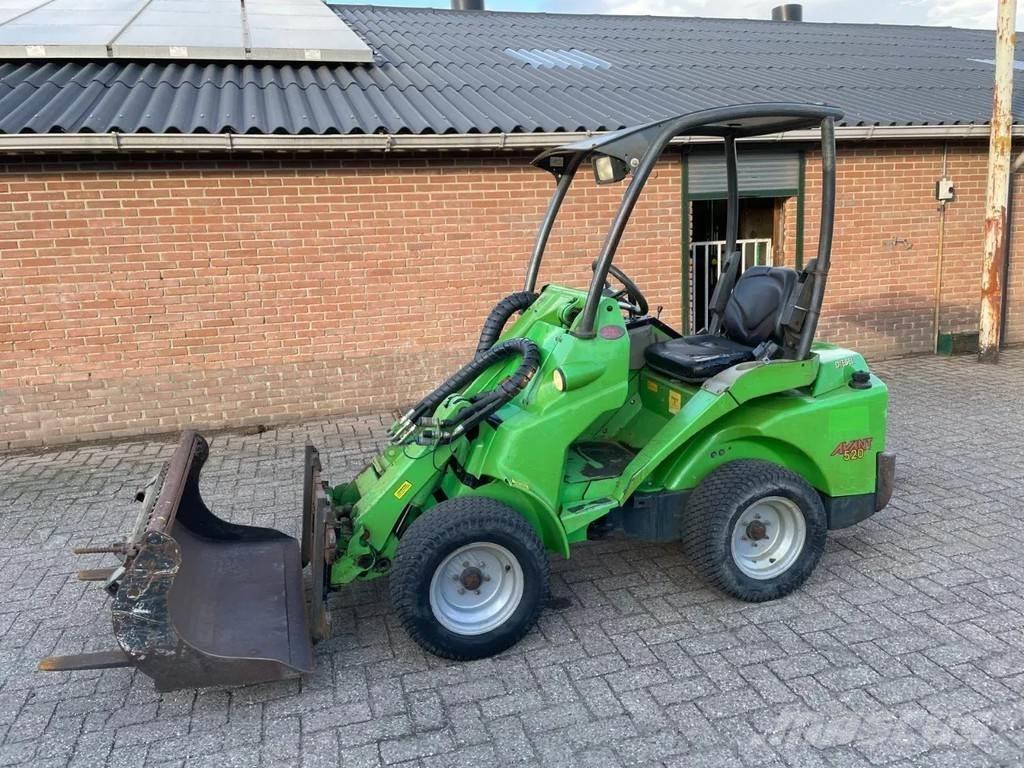 Avant 520 Mini loaders