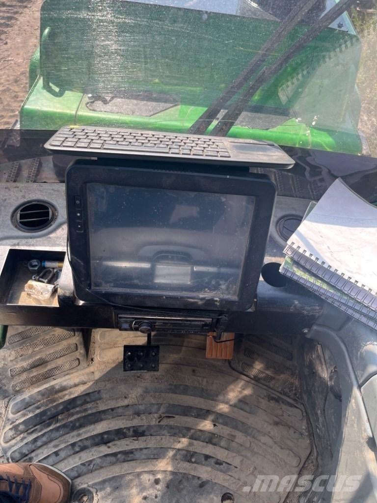 John Deere 1910G Forwarders