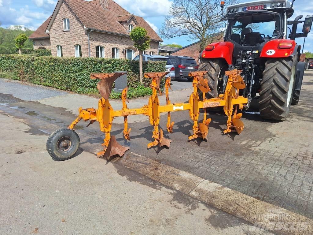 Huard QR 65 T70 Conventional ploughs