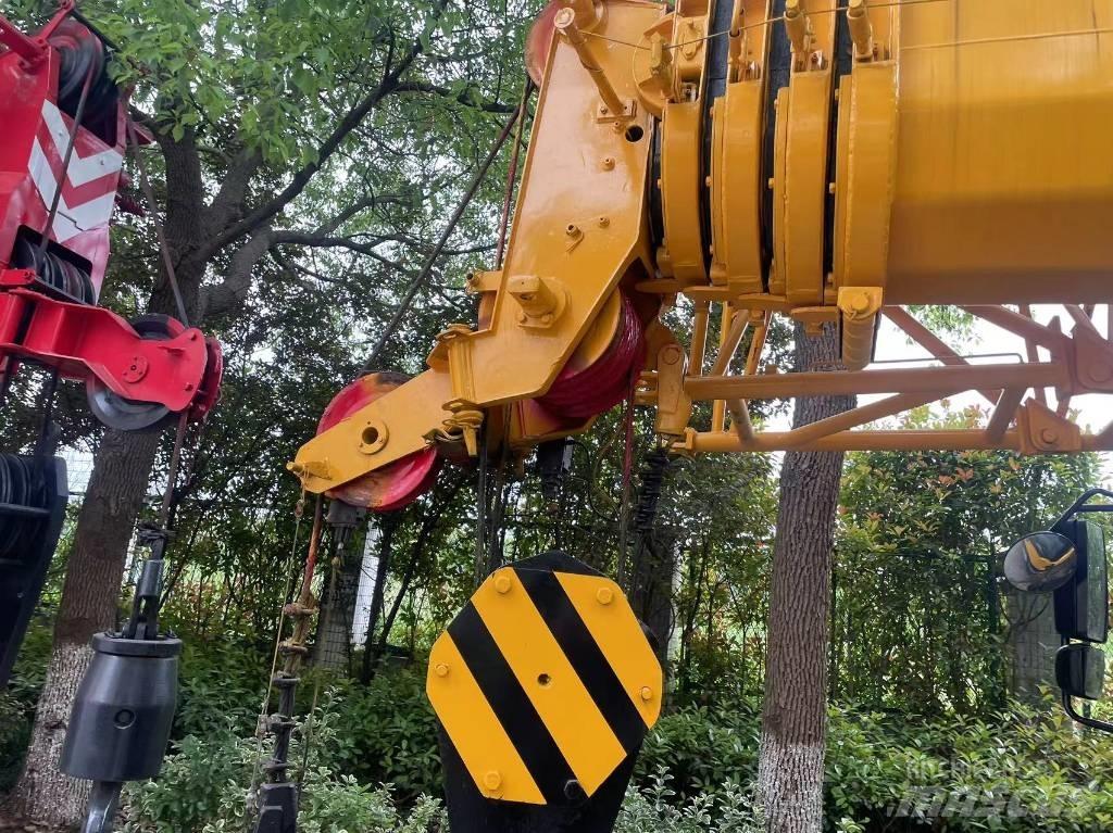 XCMG XCT25 All terrain cranes