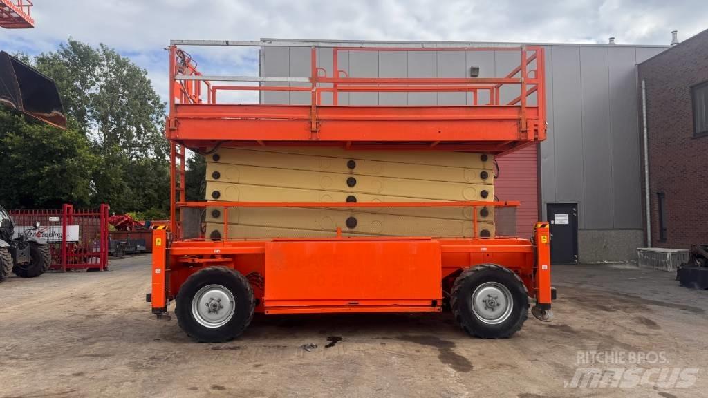 JLG 245-25 Scissor lifts