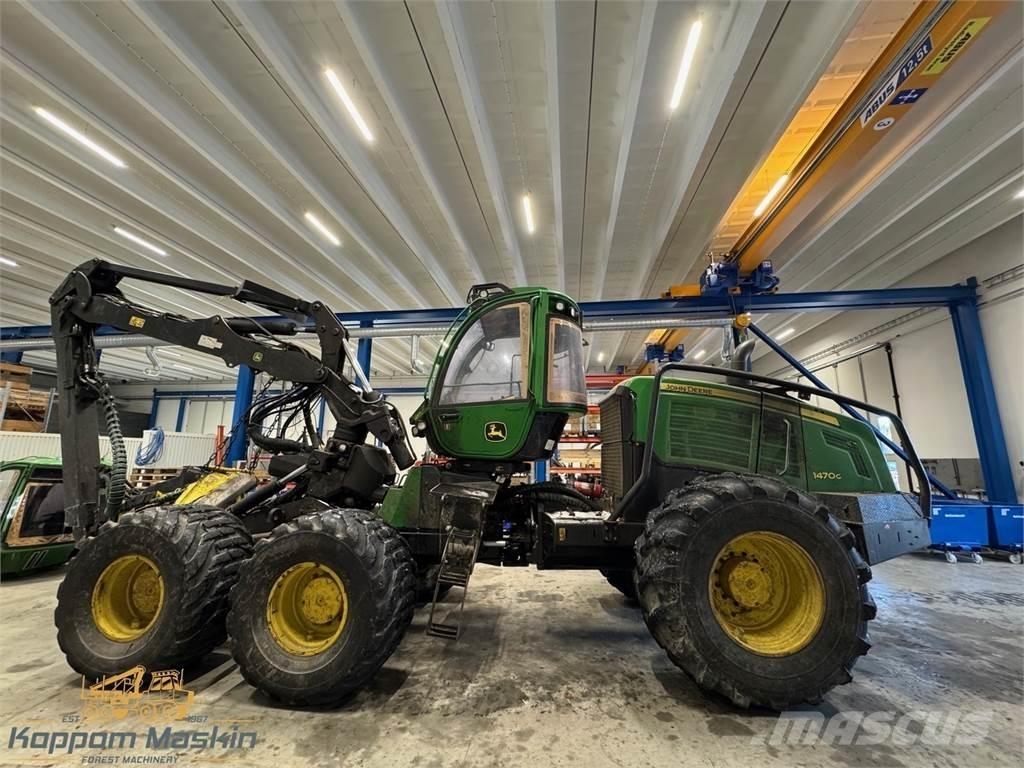 John Deere 1470G Harvesters