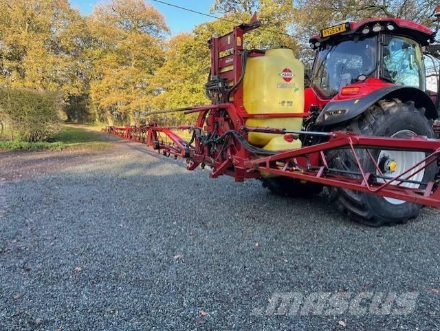 Hardi MASTER PLUS Mounted sprayers