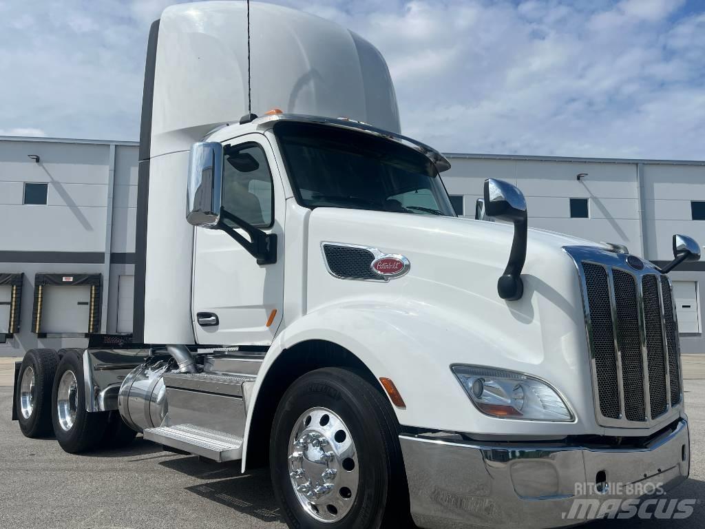 Peterbilt 579 Tractor Units