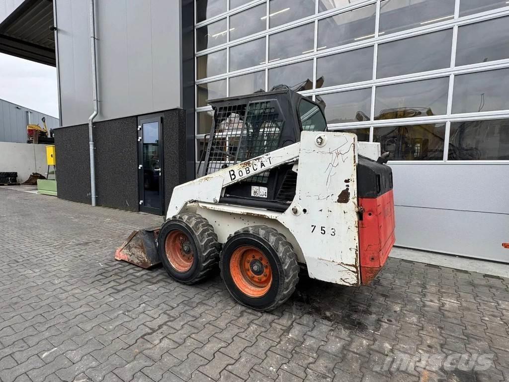 Bobcat 753 Skid steer loaders