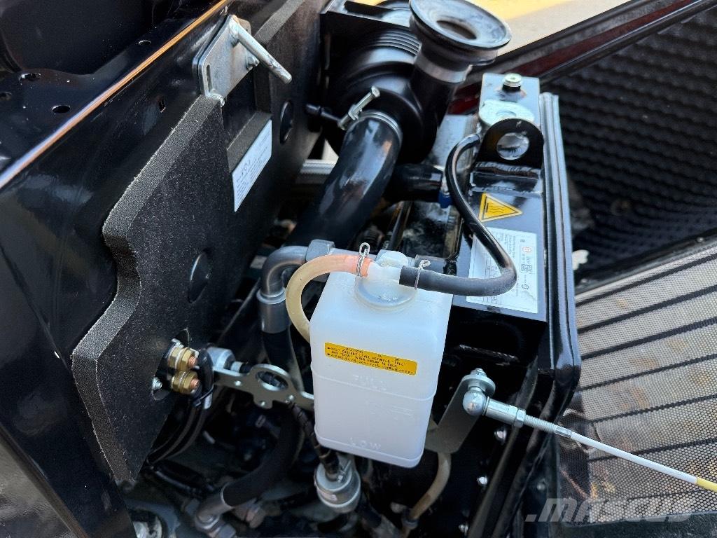 GiANT G 1500 X-tra Mini loaders