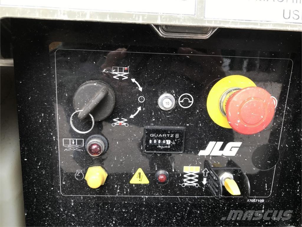 JLG M3369 (4331) Scissor lifts