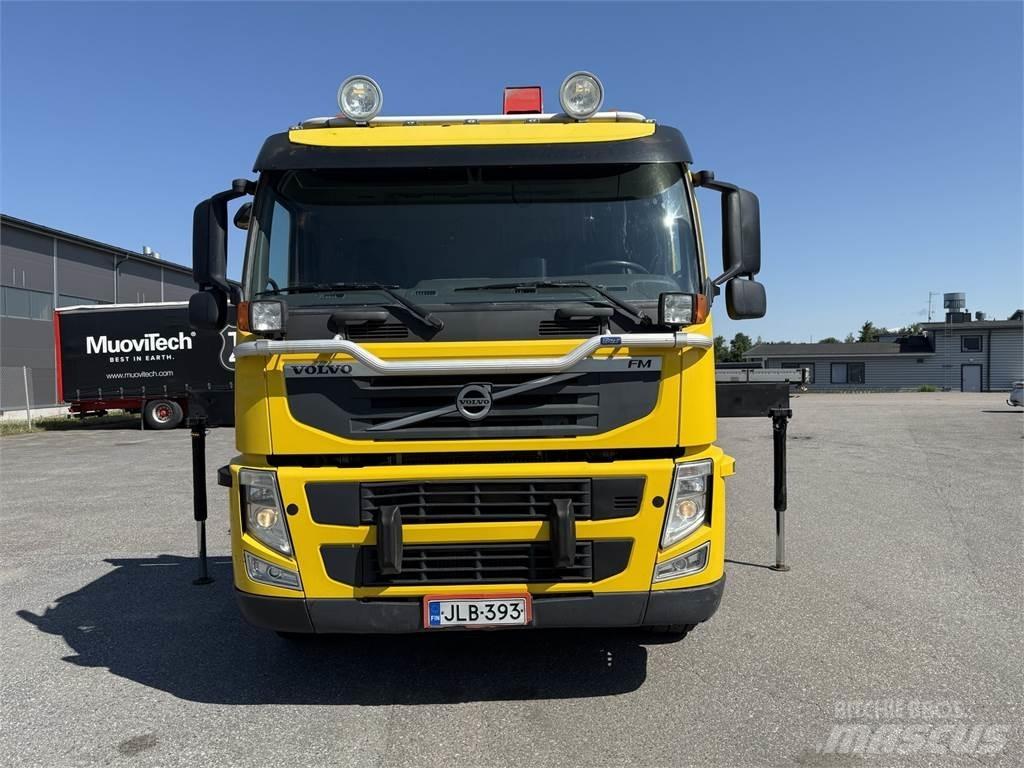 Volvo FM370 6X2 Crane trucks