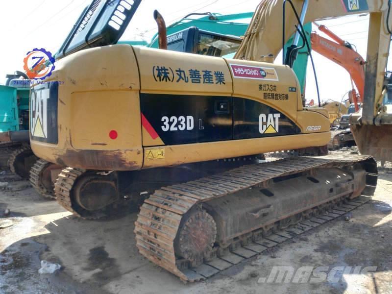 CAT 323 D L Crawler excavators