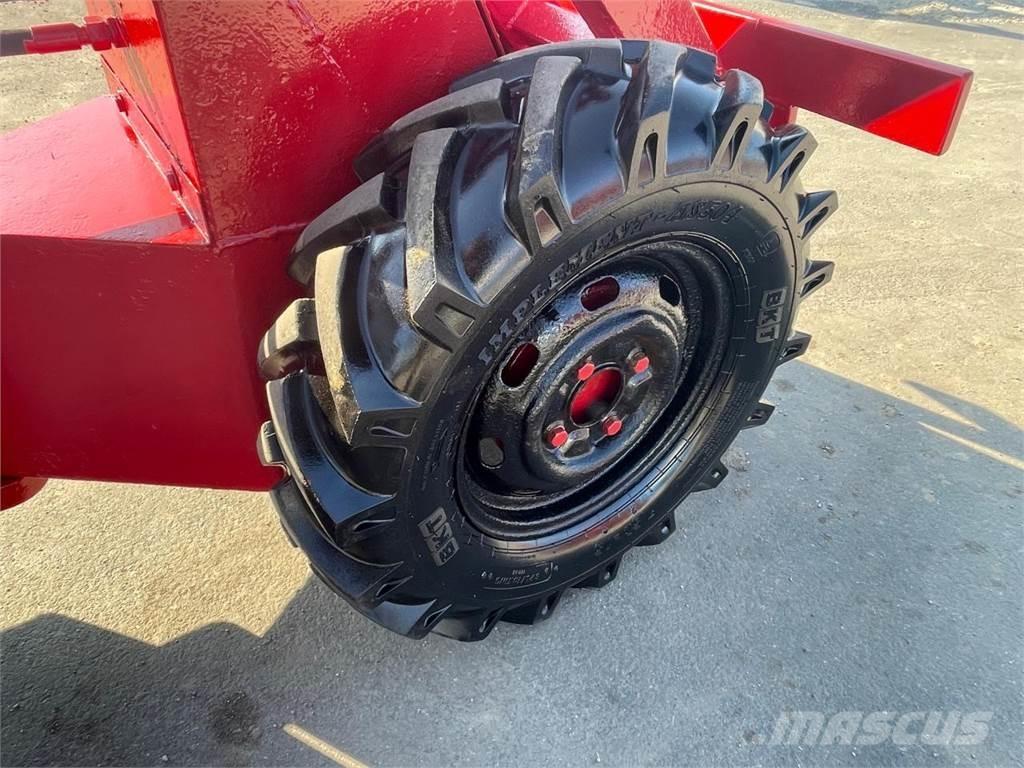 Weidemann 1302 Mini loaders