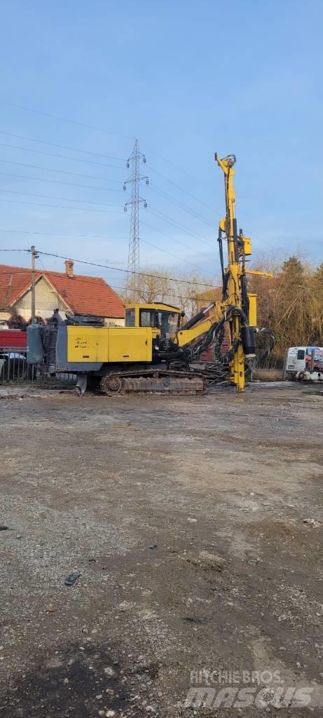 Atlas Copco F6 Surface drill rigs