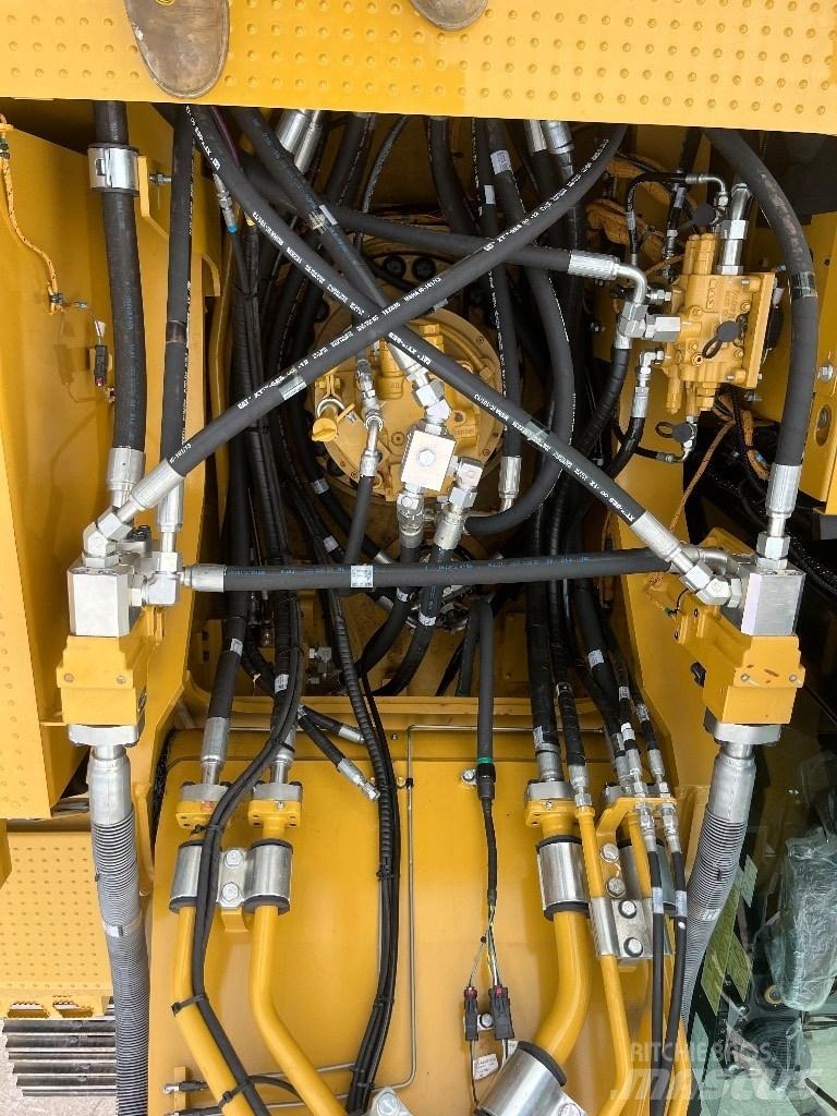 CAT 340 Crawler excavators