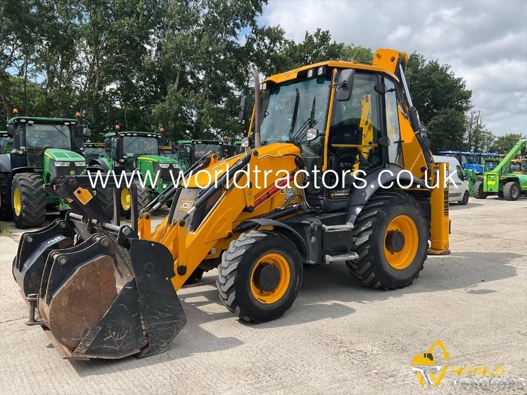 JCB 3 CX Backhoe loaders