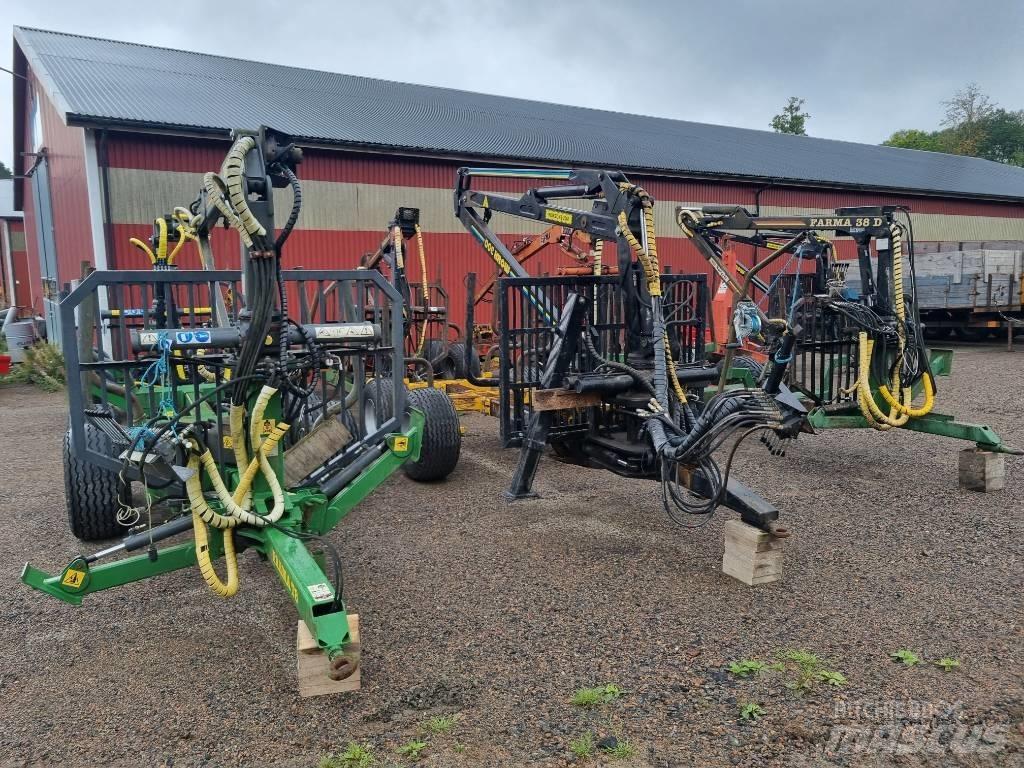 Mowi 850 Cranes and loaders