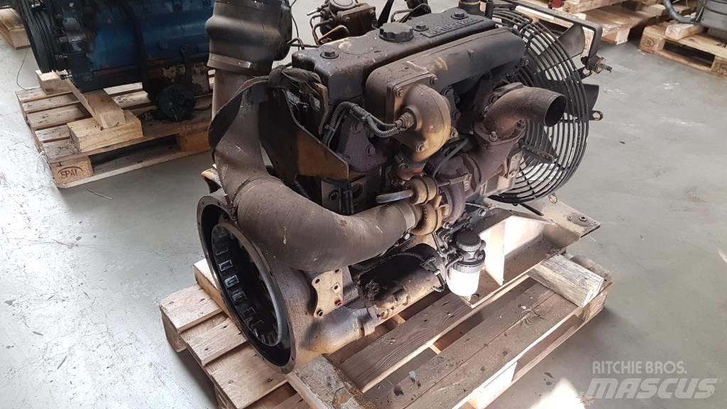CAT 3054 Engines