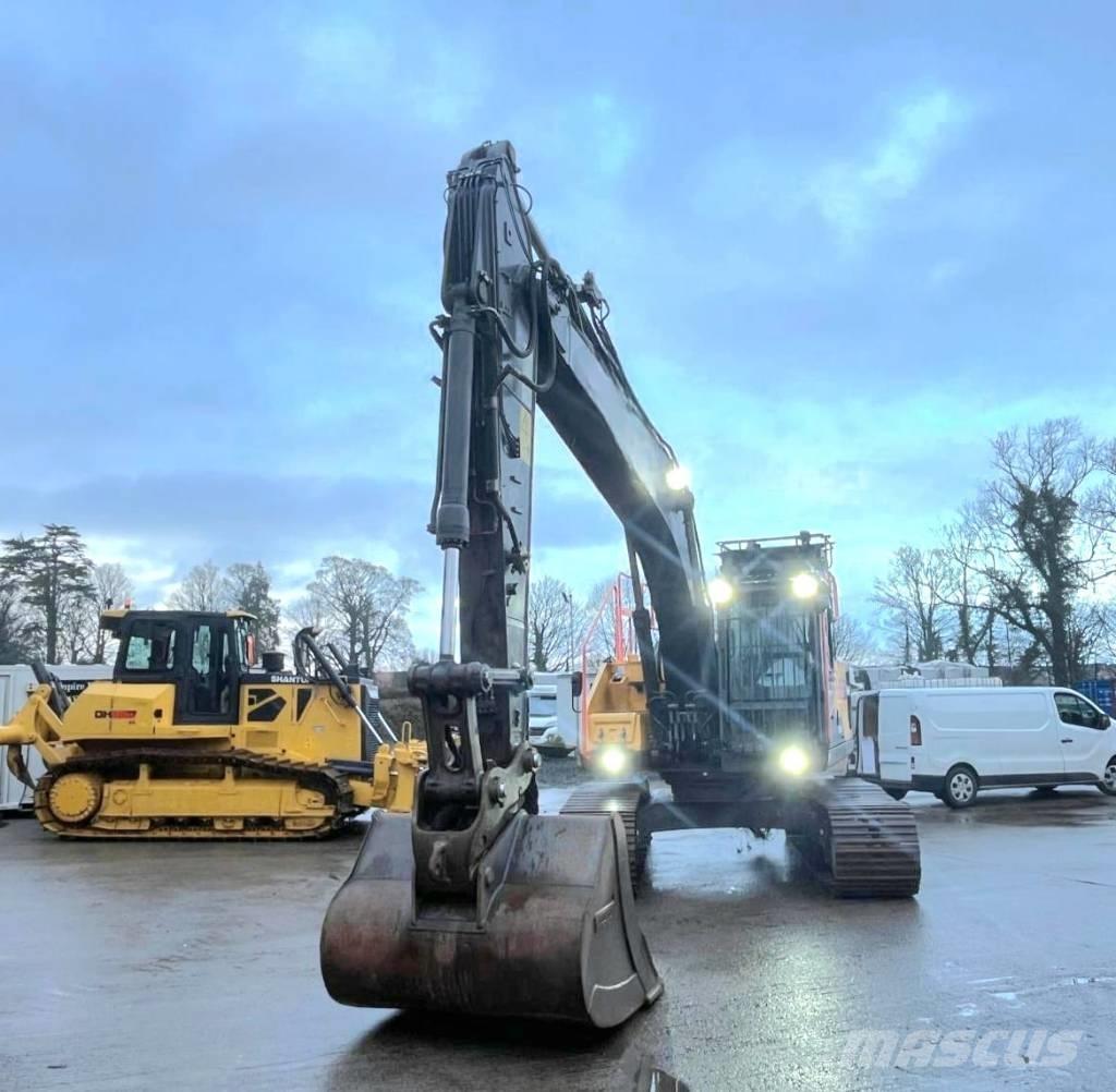 Volvo EC 220 Crawler excavators