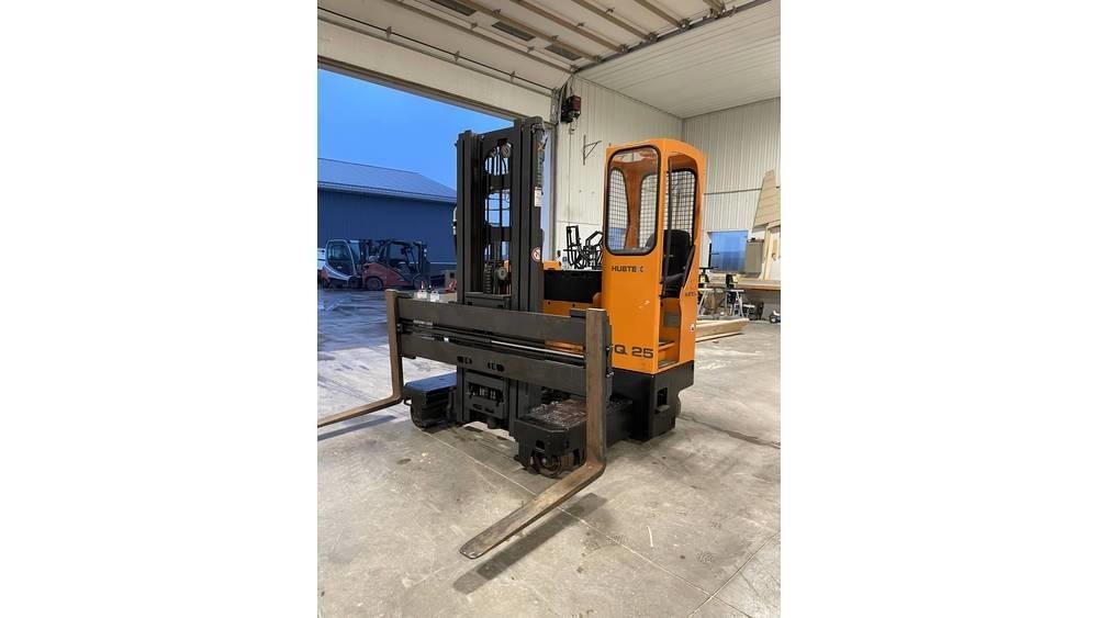 Hubtex MQ 25 Reach trucks