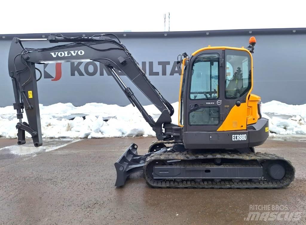 Volvo ECR88D Midi excavators  7t - 12t