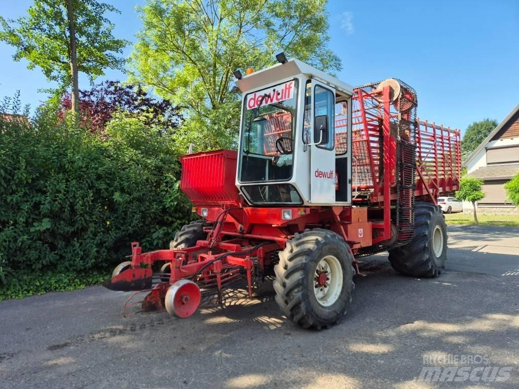 Dewulf R6000T Beet harvesters