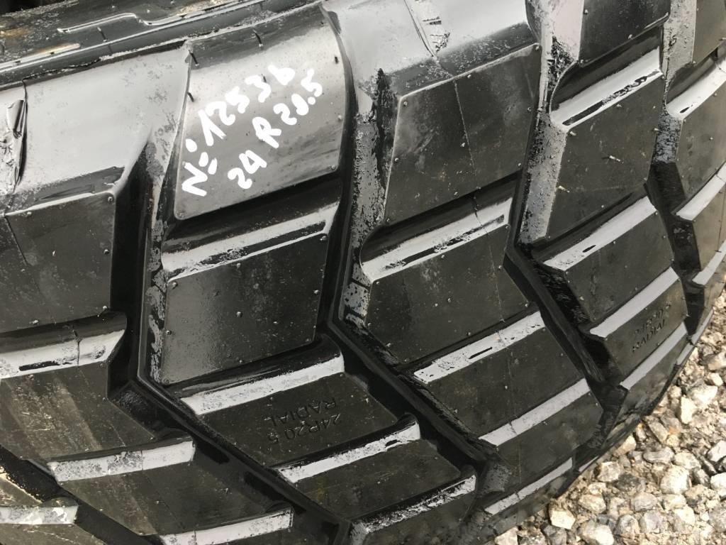  MAGNA TYRES 24R20.5 Tyres, wheels and rims