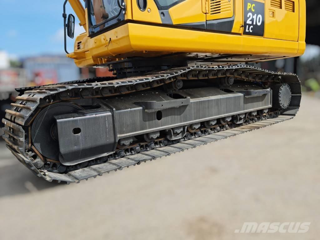 Komatsu PC 210 LC-10 Crawler excavators