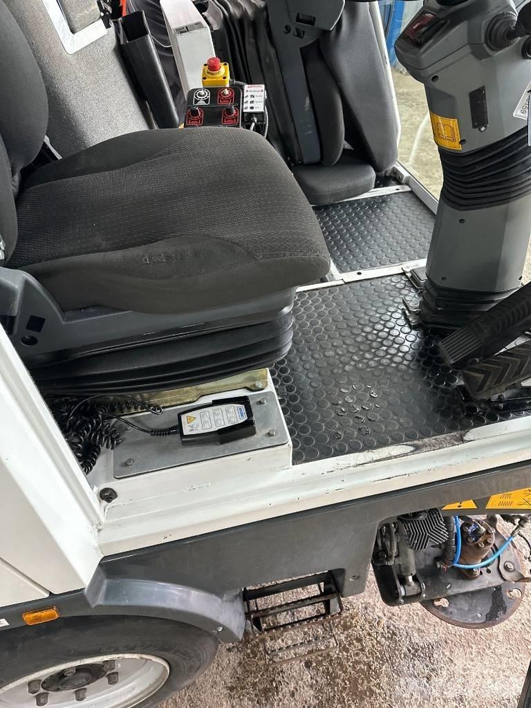 Schmidt Cleango 500 Sweepers