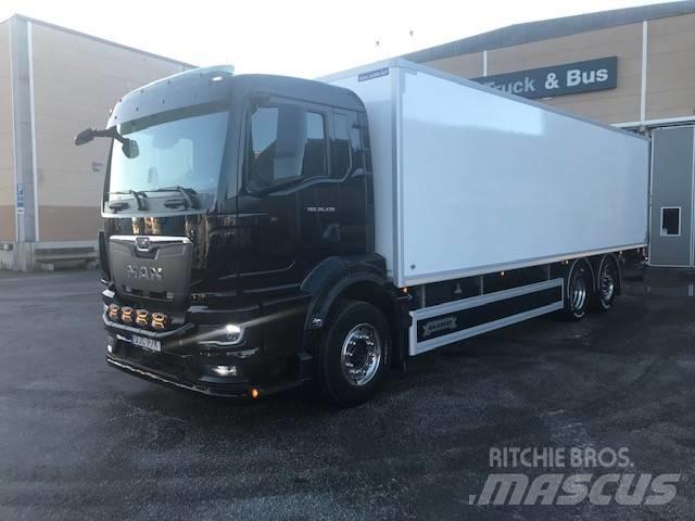 MAN TGS 26.470 Box body trucks