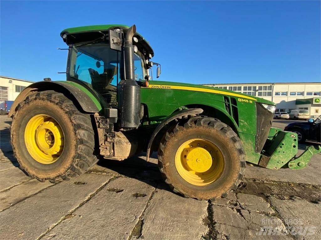 John Deere 8345 R Tractors