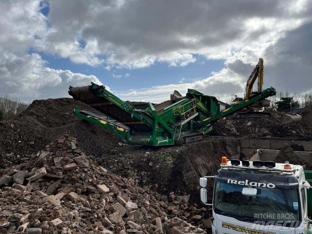 McCloskey R155 Mobile screeners