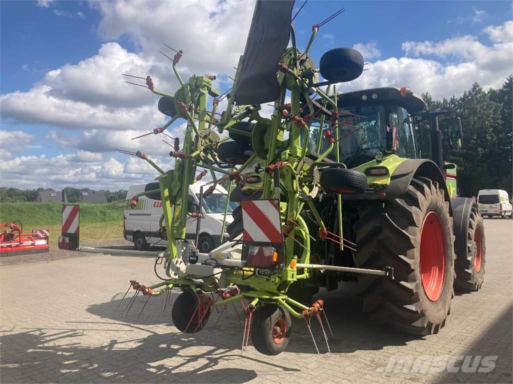 CLAAS Volto 900 Rakes and tedders