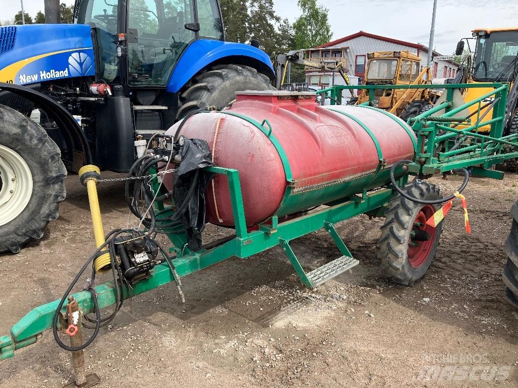  Spruta Moteska 16m Trailed sprayers